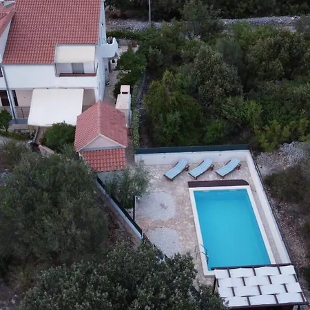 With Swimming Pool Razanj, - 16182 Lejlighed