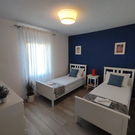 With Swimming Pool Razanj, - 16182 Lejlighed *